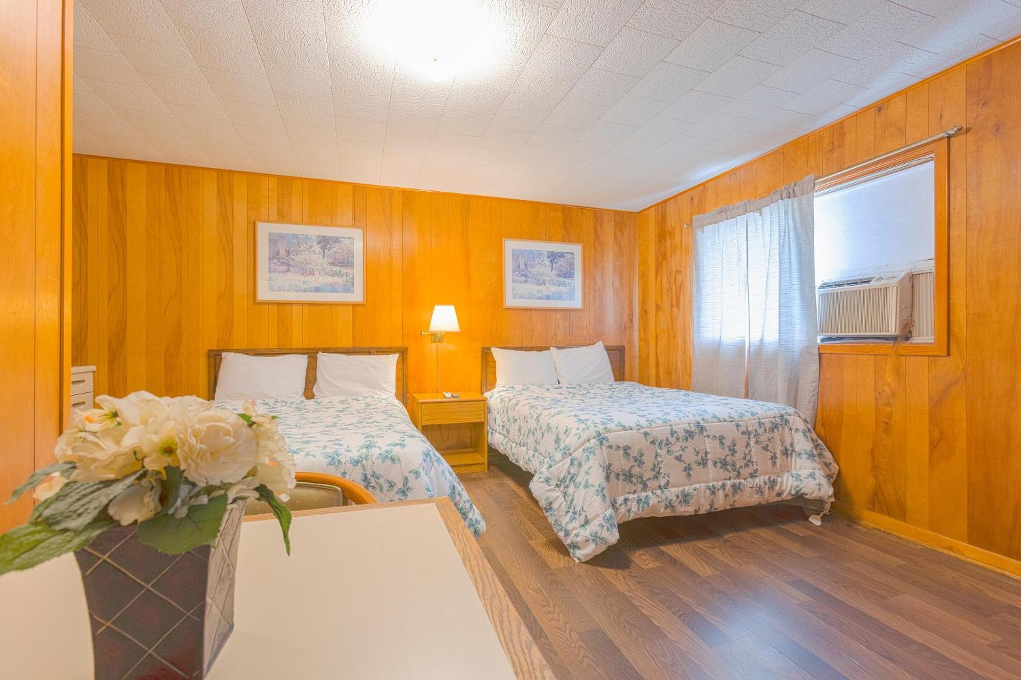 Parkside Motel By Oyo Meadville Conneaut Lake Conneaut Lakeshore エクステリア 写真