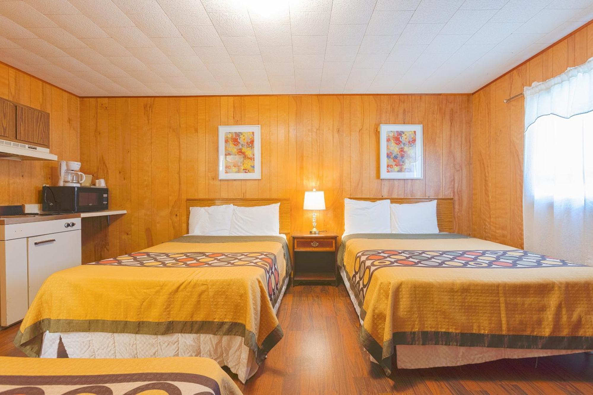 Parkside Motel By Oyo Meadville Conneaut Lake Conneaut Lakeshore エクステリア 写真