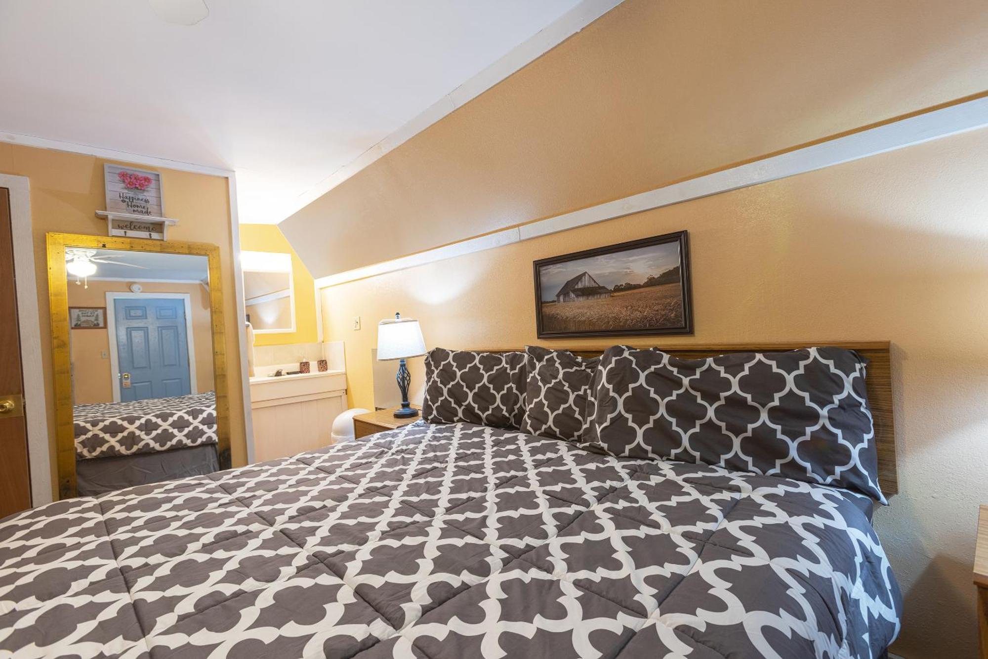 Parkside Motel By Oyo Meadville Conneaut Lake Conneaut Lakeshore エクステリア 写真